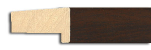 Personnalisez votre encadrement sur mesure avec la baguette : Rehaussée bois foncé.